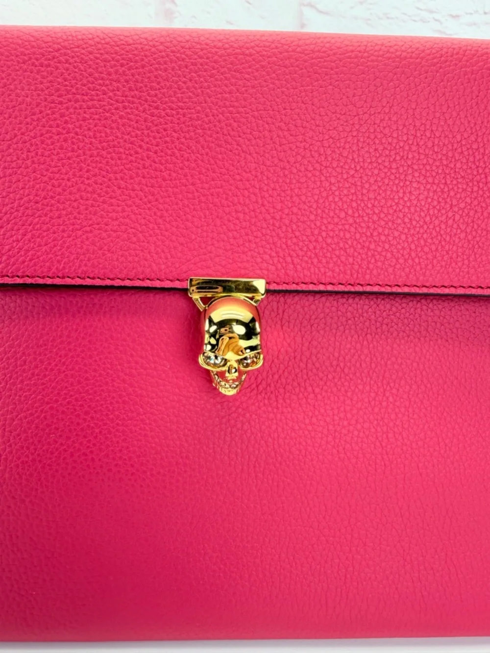 Alexander McQueen Pink Alexander Mcqueen Purple Leather Skull Flap Pouch